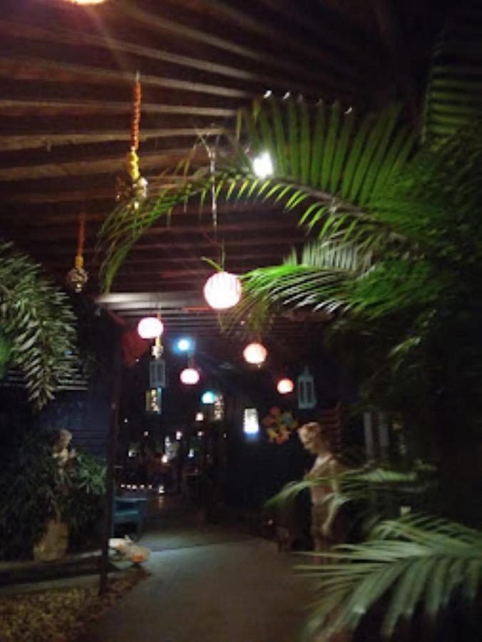 Hotel Sai Saya,ناسيك المظهر الخارجي الصورة