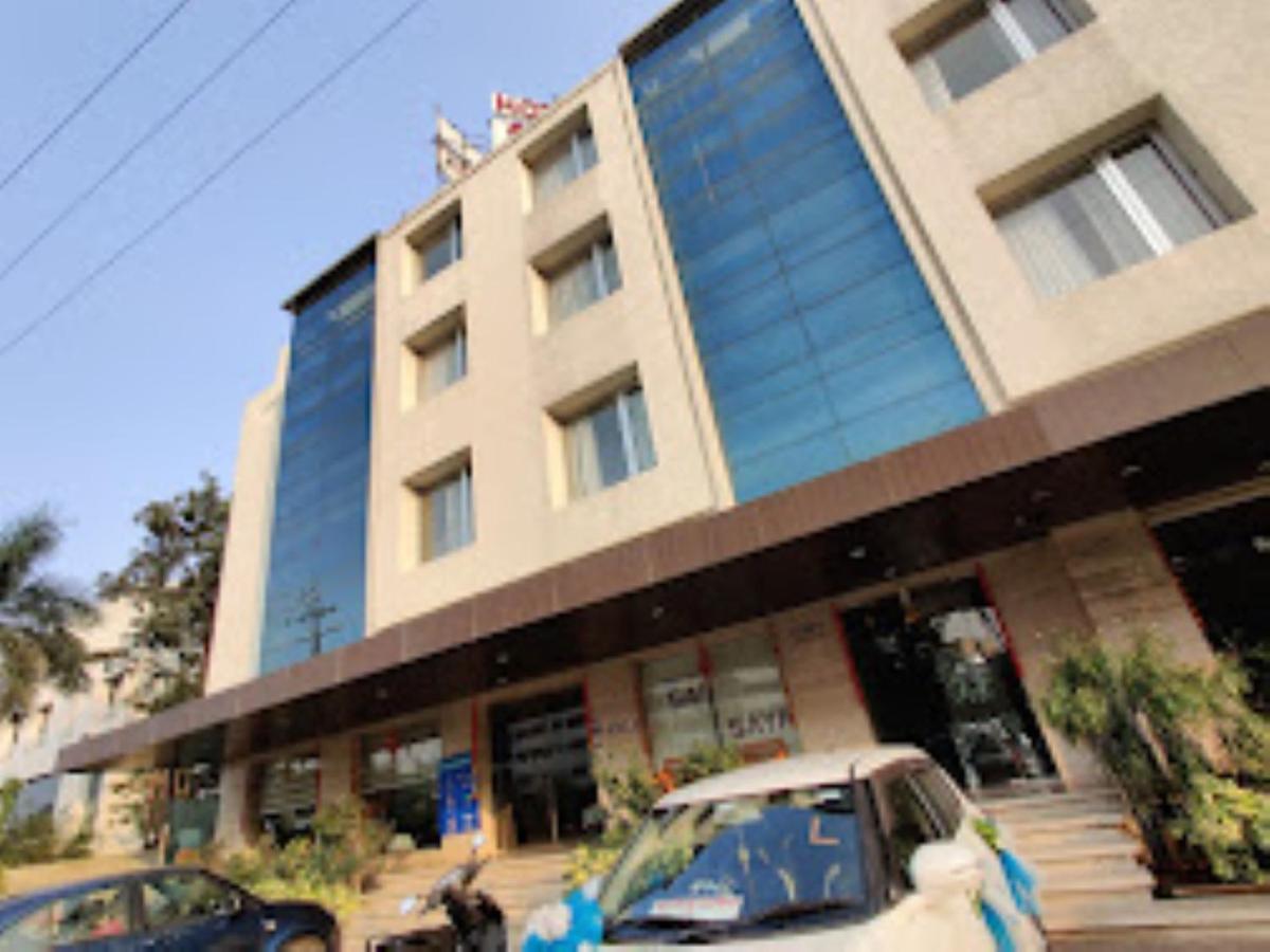 Hotel Sai Saya,ناسيك المظهر الخارجي الصورة