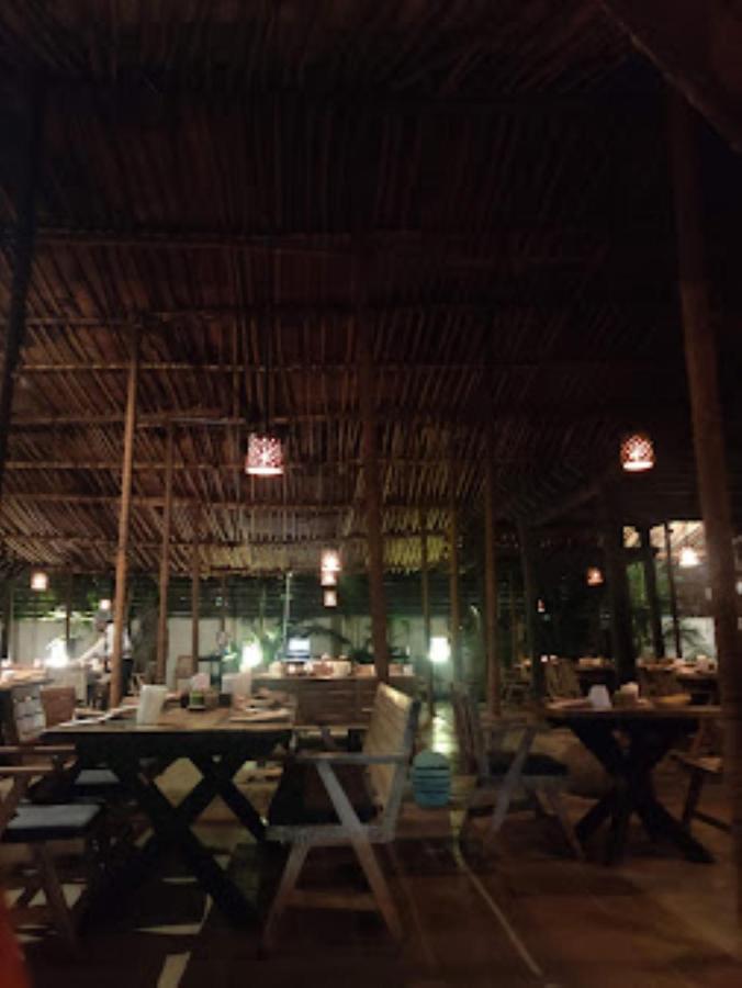 Hotel Sai Saya,ناسيك المظهر الخارجي الصورة